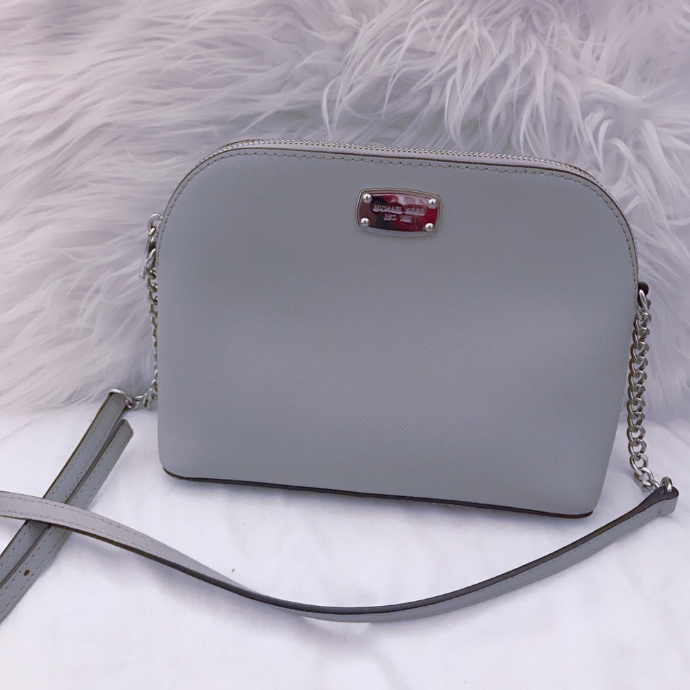 🖤Michael Kors Pearl Grey Crossbody Purse
